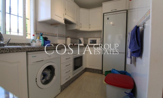 Herverkoop - Villa -
Cartagena - El Algar