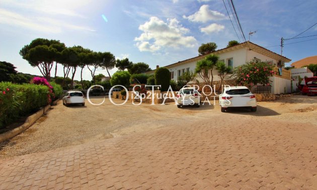 Herverkoop - Villa -
Teulada - Moraira