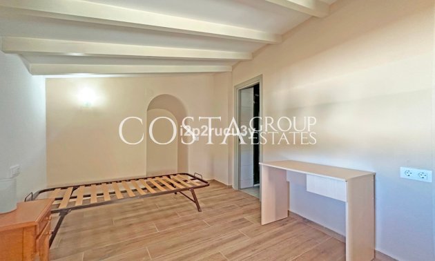 Herverkoop - Villa -
Teulada - Moraira