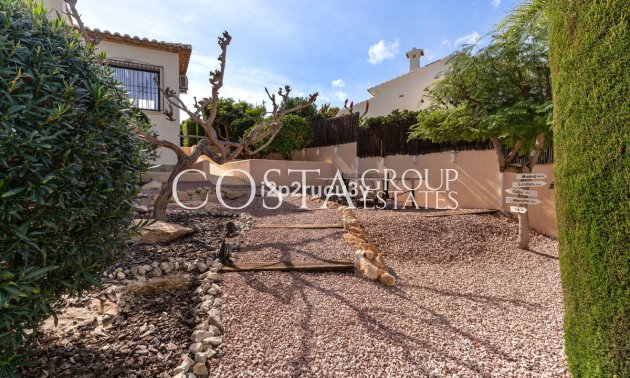 Resale - Villa -
Teulada - Moraira