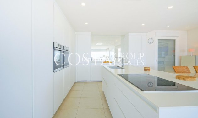 Resale - Villa -
Benitachell - Cumbre Del Sol