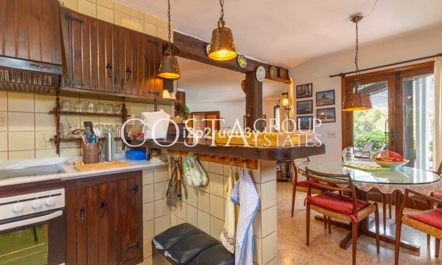 Resale - Villa -
Teulada - Moraira