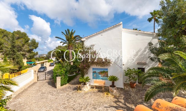 Resale - Villa -
Teulada - Moraira