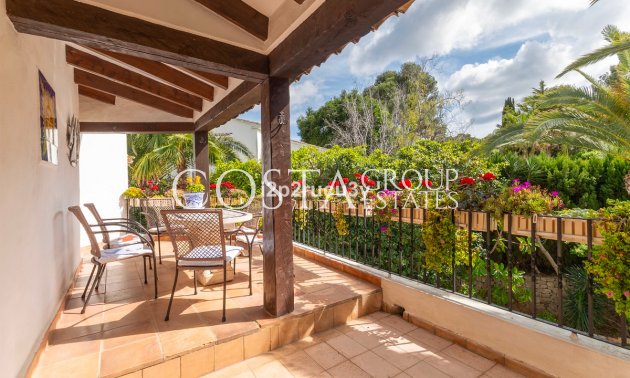 Resale - Villa -
Teulada - Moraira