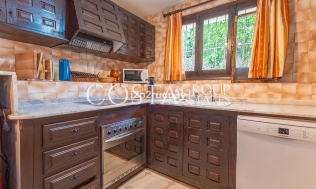 Resale - Villa -
Teulada - Moraira