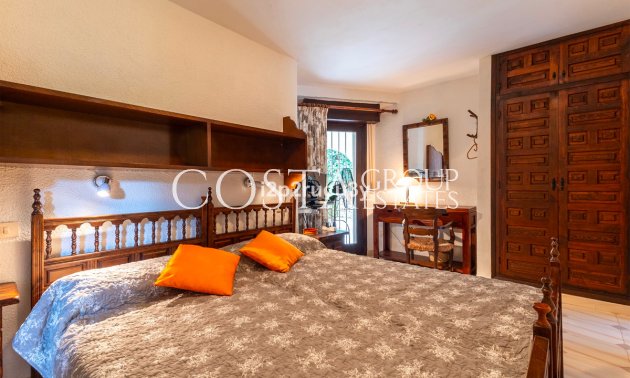 Resale - Villa -
Teulada - Moraira