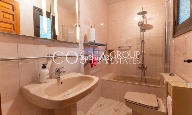 Resale - Villa -
Teulada - Moraira