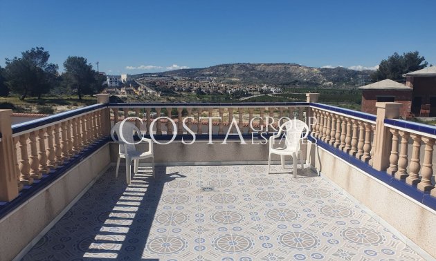 Resale - Villa -
Algorfa