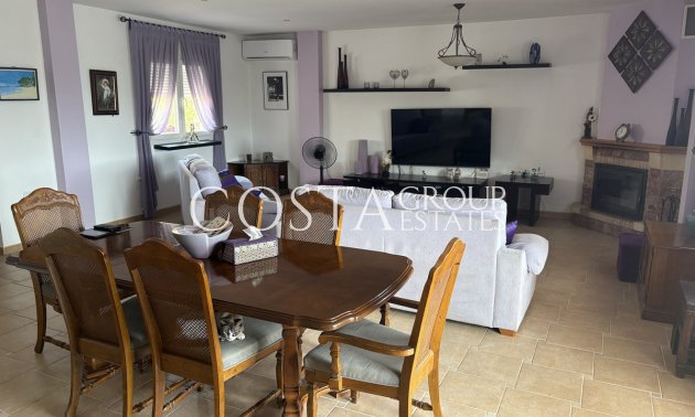 Resale - Villa -
Algorfa