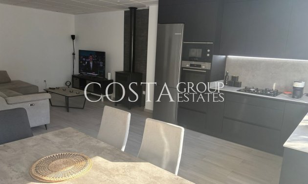 Herverkoop - Huis -
Algorfa