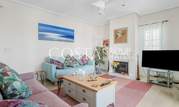 Resale - Villa -
Orihuela Costa