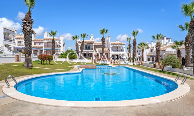 Resale - Villa -
Orihuela Costa