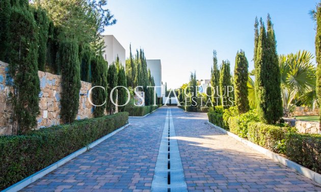 Herverkoop - Villa -
Orihuela Costa - Las Colinas Golf