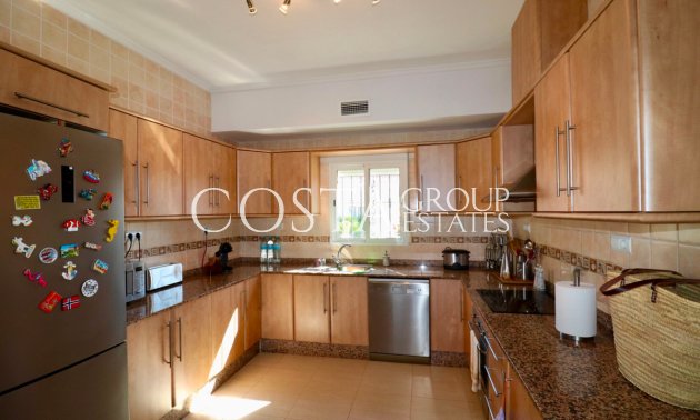 Herverkoop - Villa -
Catral - Catral Centro