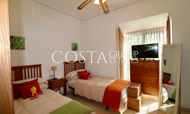 Herverkoop - Villa -
Catral - Catral Centro