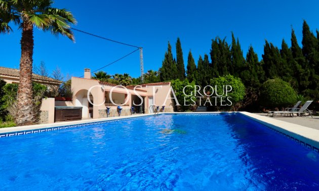 Herverkoop - Villa -
Catral - Catral Centro