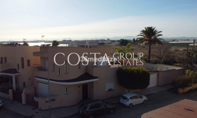 Herverkoop - Villa -
Murcia - Dolores