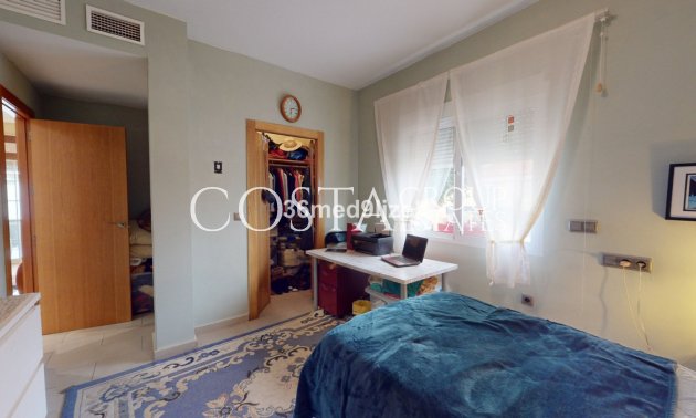 Herverkoop - Villa -
Murcia - Dolores