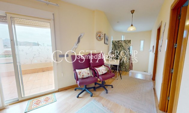 Herverkoop - Villa -
Murcia - Dolores