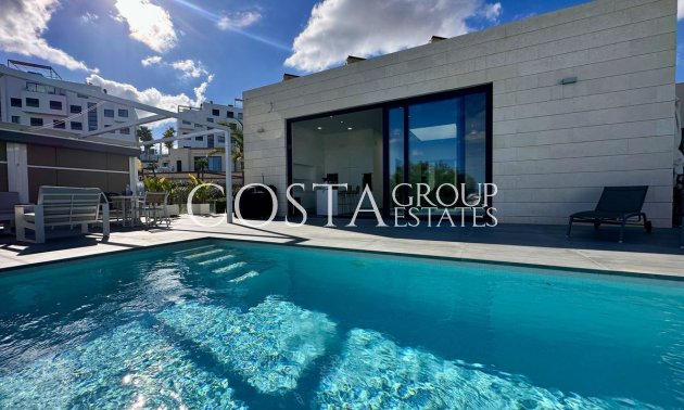 Herverkoop - Villa -
Orihuela Costa - Las Colinas Golf