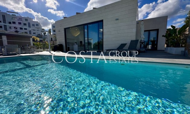 Herverkoop - Villa -
Orihuela Costa - Las Colinas Golf