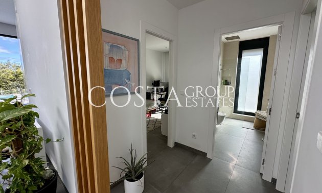 Herverkoop - Villa -
Orihuela Costa - Las Colinas Golf