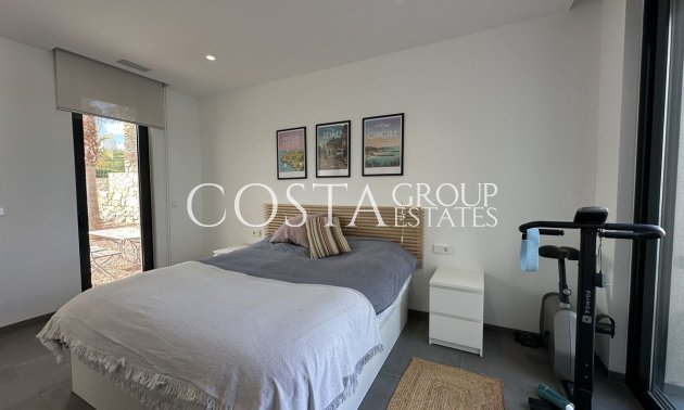 Herverkoop - Villa -
Orihuela Costa - Las Colinas Golf