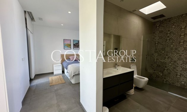 Herverkoop - Villa -
Orihuela Costa - Las Colinas Golf