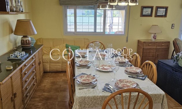 Herverkoop - Villa -
Orihuela Costa - Campoamor