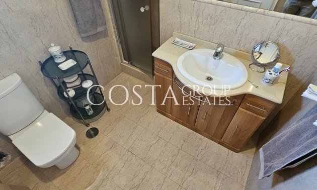 Herverkoop - Villa -
Orihuela Costa - Campoamor