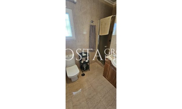 Herverkoop - Villa -
Orihuela Costa - Campoamor