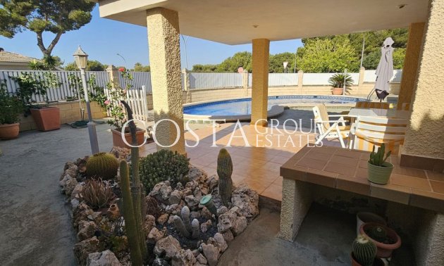 Herverkoop - Villa -
Orihuela Costa - Campoamor