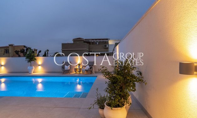 Wiederverkauf - Villa -
Torrevieja - La Siesta