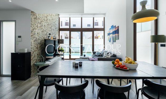 Herverkoop - Villa -
Orihuela Costa - Los Balcones