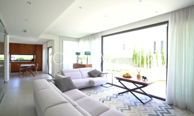 Resale - Villa -
Finestrat - Golf Bahía