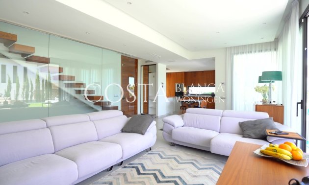 Resale - Villa -
Finestrat - Golf Bahía
