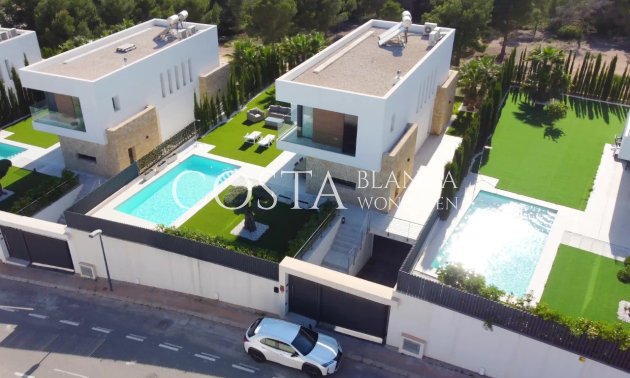 Resale - Villa -
Finestrat - Golf Bahía