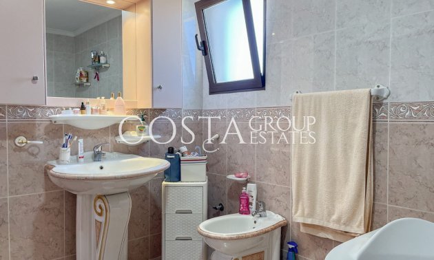 Herverkoop - Villa -
San Fulgencio - La Marina