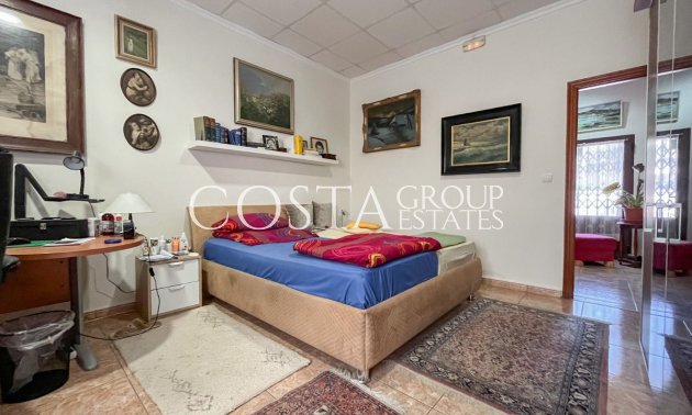 Herverkoop - Villa -
San Fulgencio - La Marina