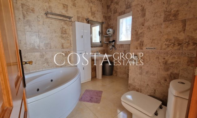 Wiederverkauf - Villa -
Benitachell - Benitachell Centro