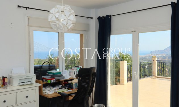 Herverkoop - Villa -
Altea - Altea Centro