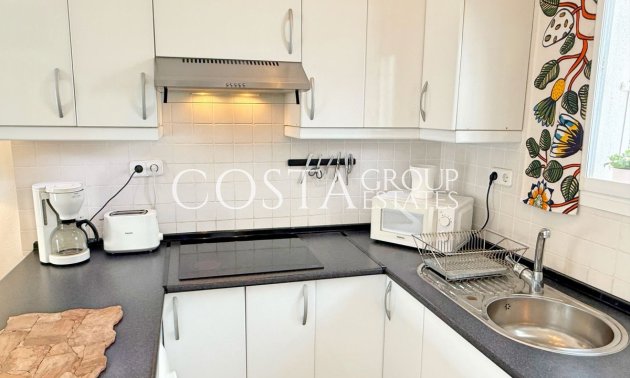 Resale - House -
Torrevieja