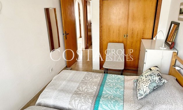 Resale - House -
Torrevieja