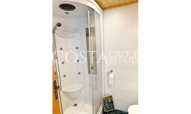 Resale - House -
Torrevieja