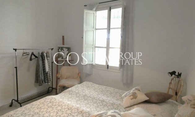 Herverkoop - Villa -
Dolores - Dolores Centro