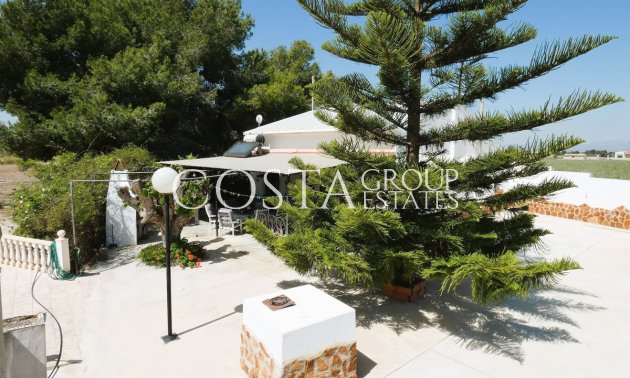 Herverkoop - Villa -
Dolores - Dolores Centro