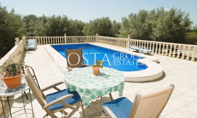 Herverkoop - Villa -
Dolores - Dolores Centro