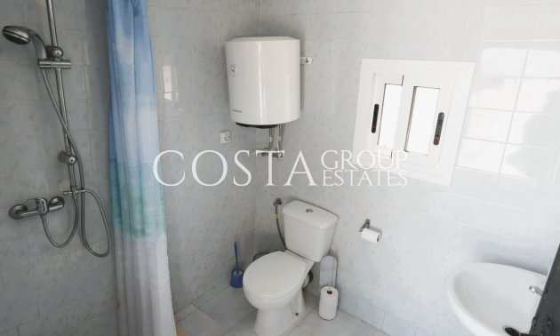 Herverkoop - Villa -
Dolores - Dolores Centro