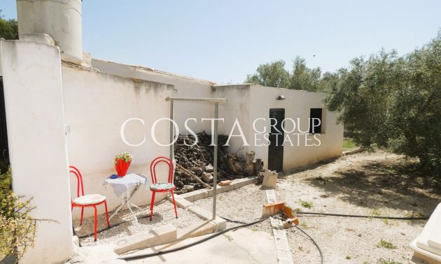 Herverkoop - Villa -
Dolores - Dolores Centro