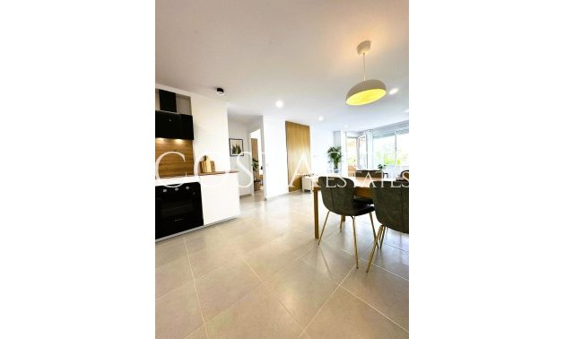 Herverkoop - Apartments -
Torrevieja